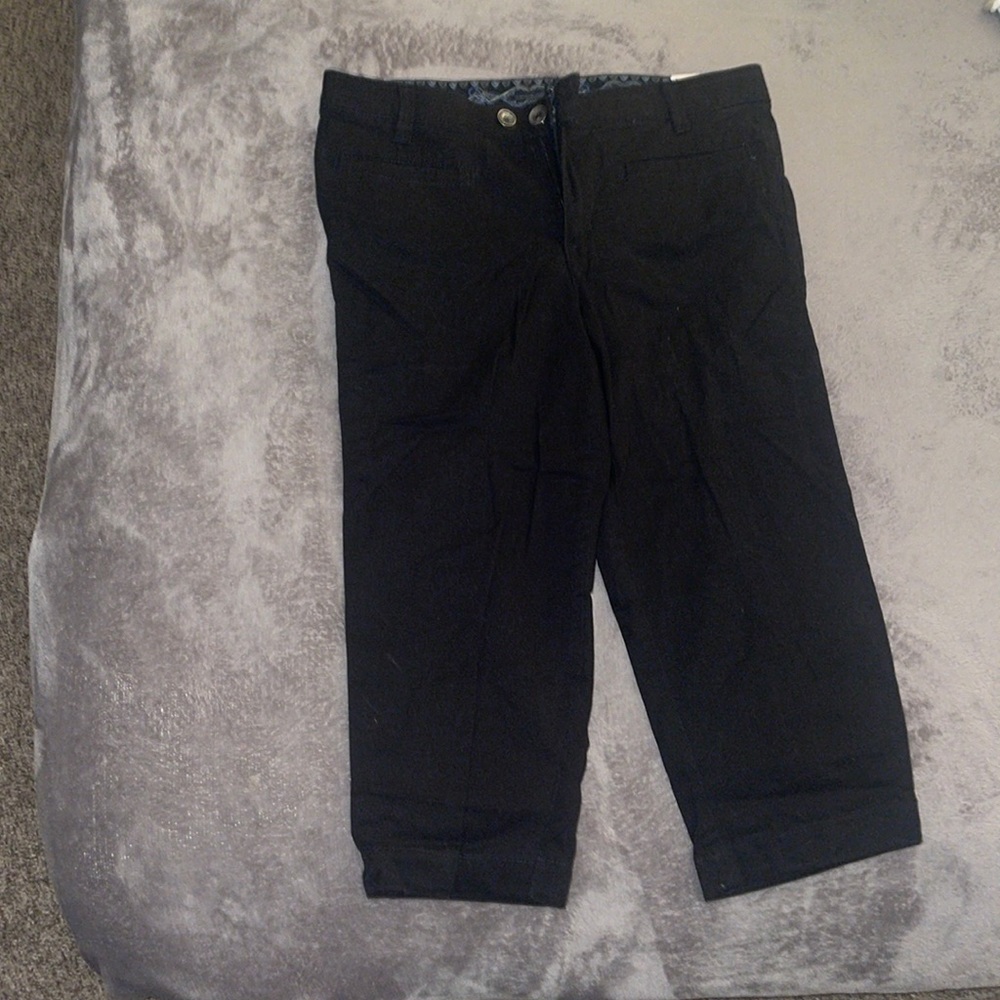 SIZE 6 WOMENS BANDOLINO CAPRIS